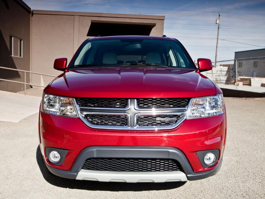  Dodge Journey 2010 года  (фото 3 из 10)